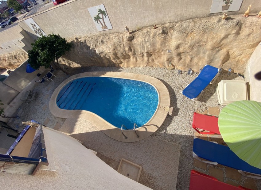 Resale - Villa - La Zenia