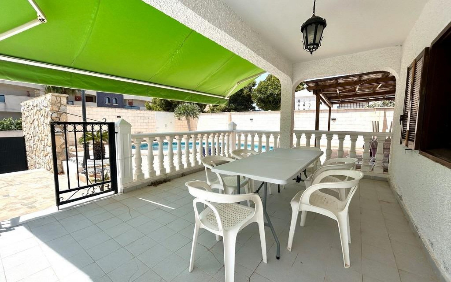 Resale - Villa - La Zenia