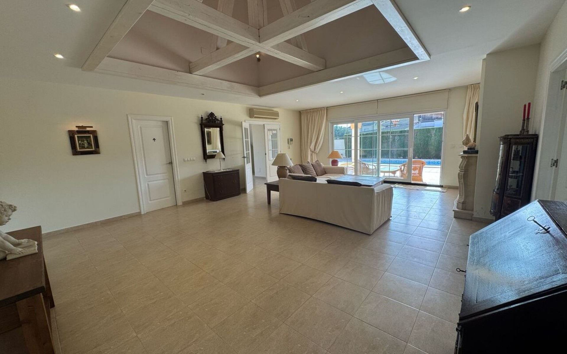 Resale - Villa - La Zenia