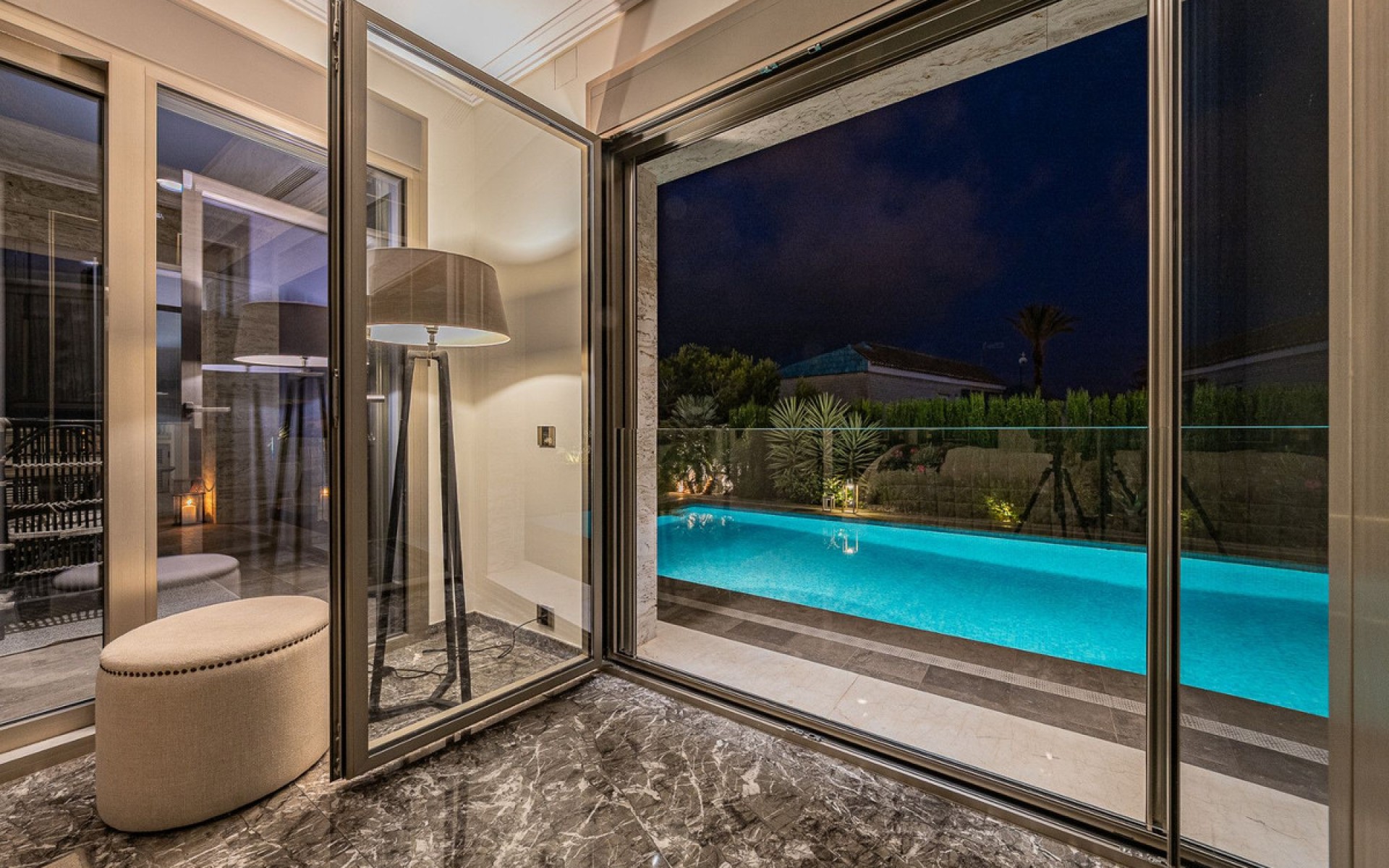 Resale - Villa - La Zenia