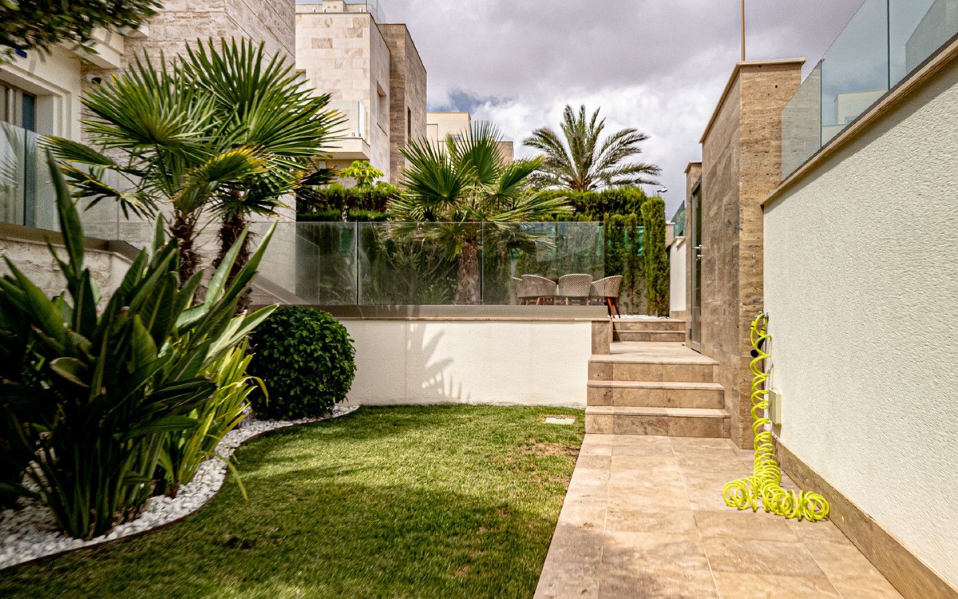 Resale - Villa - La Zenia