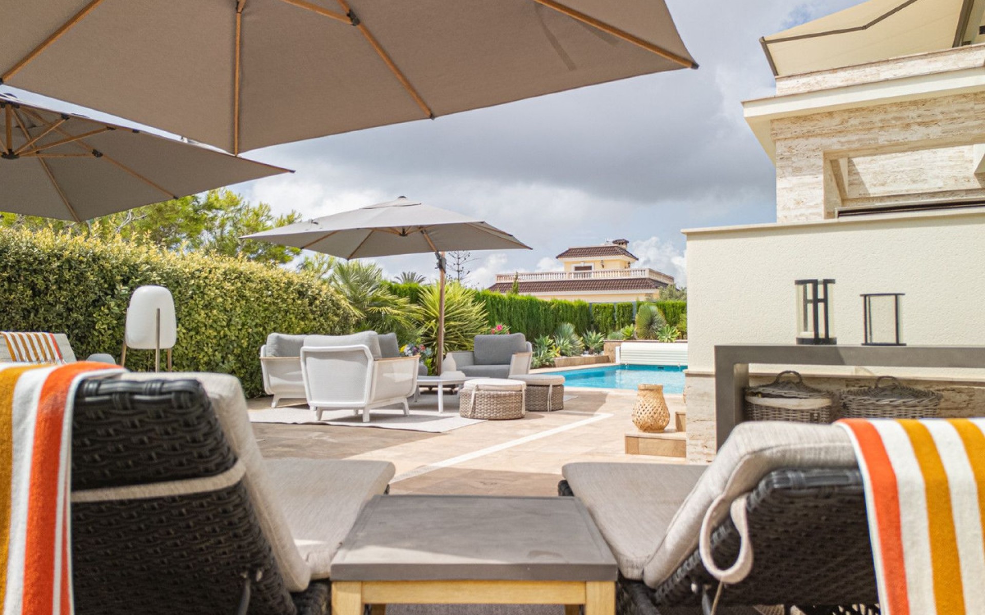 Resale - Villa - La Zenia