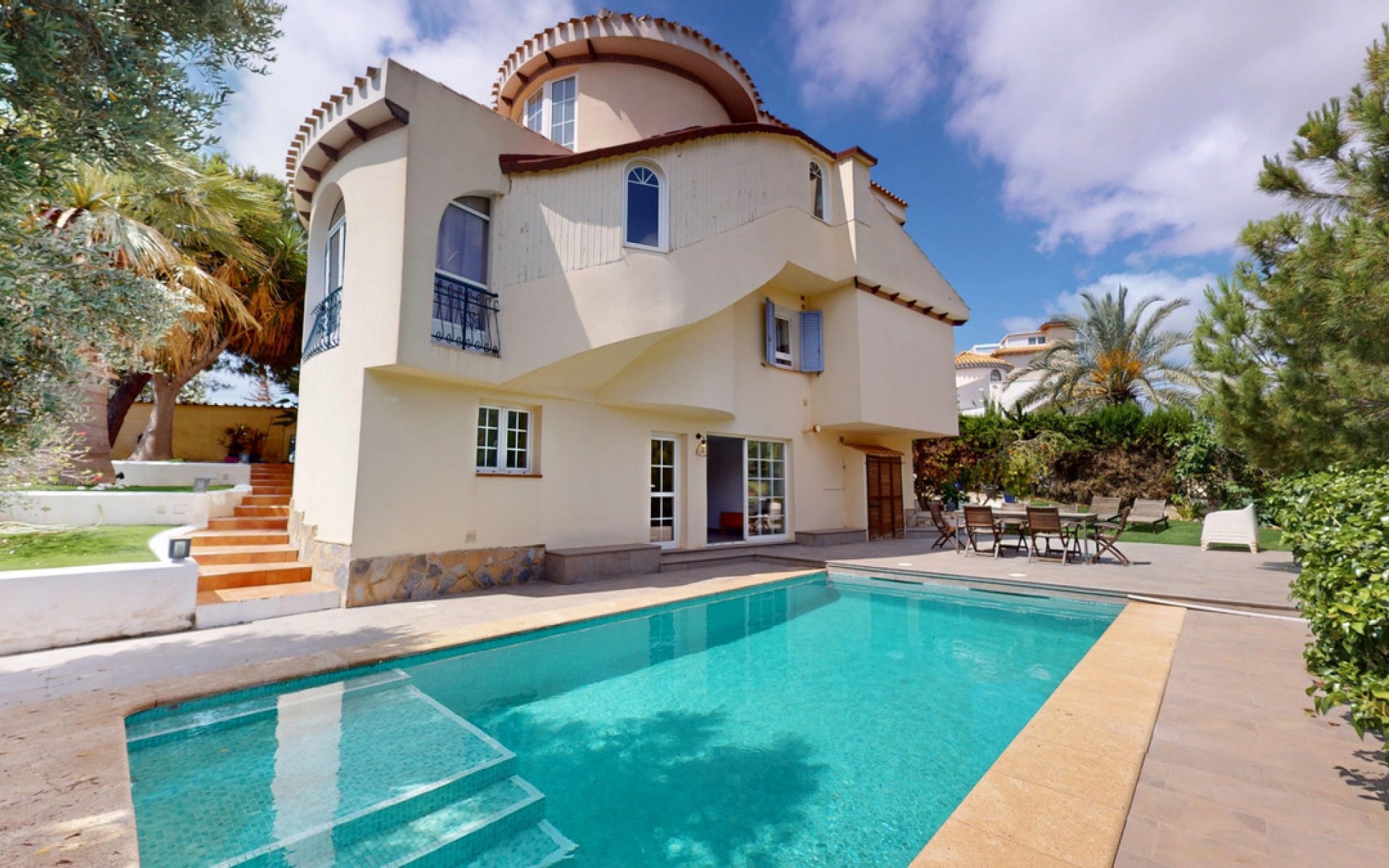 Resale - Villa - La Zenia