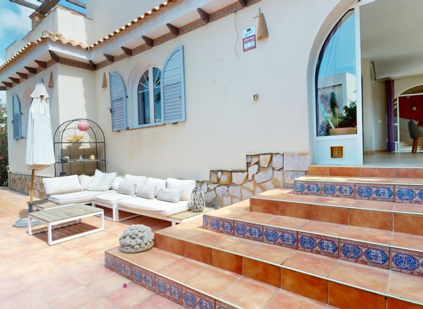 Resale - Villa - La Zenia
