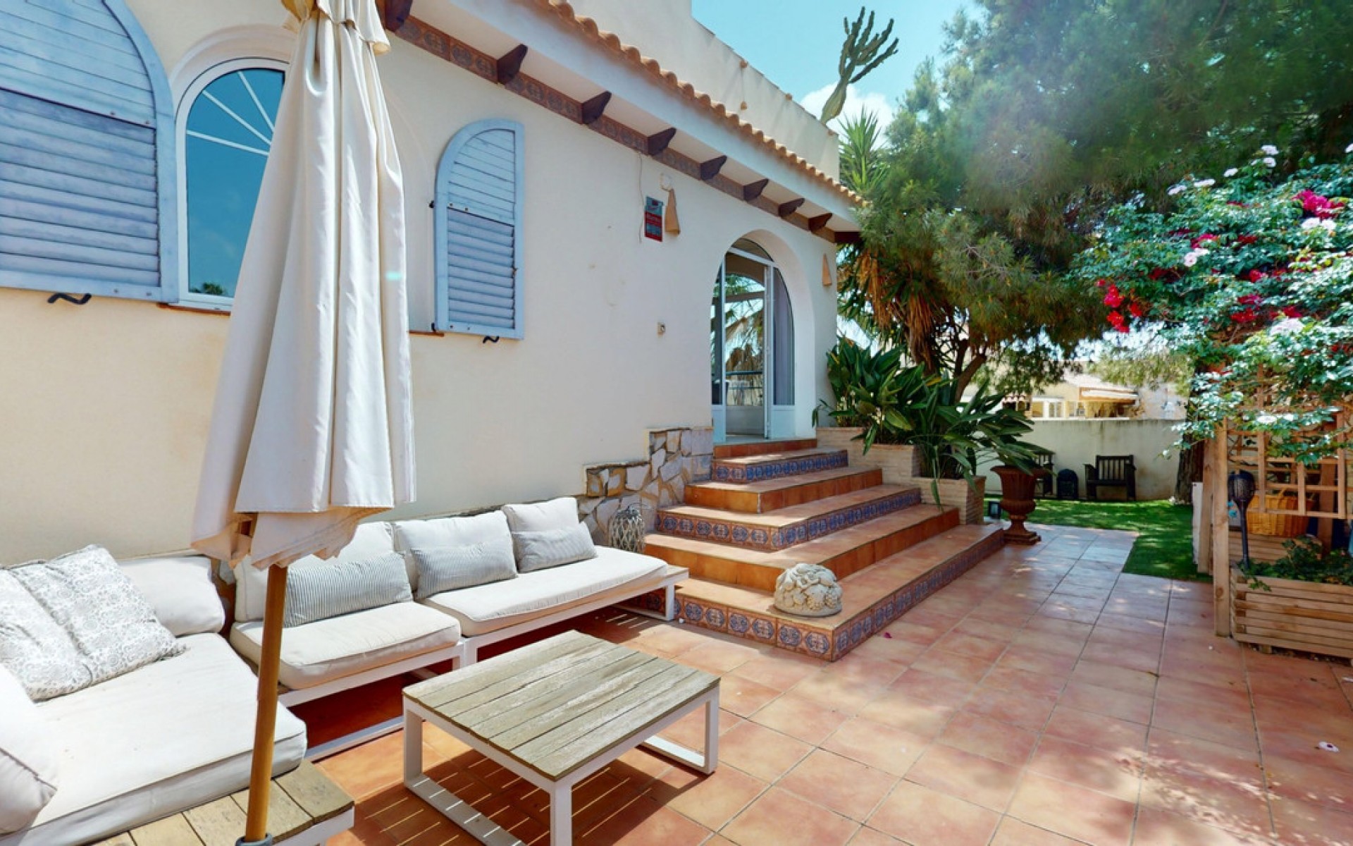 Resale - Villa - La Zenia