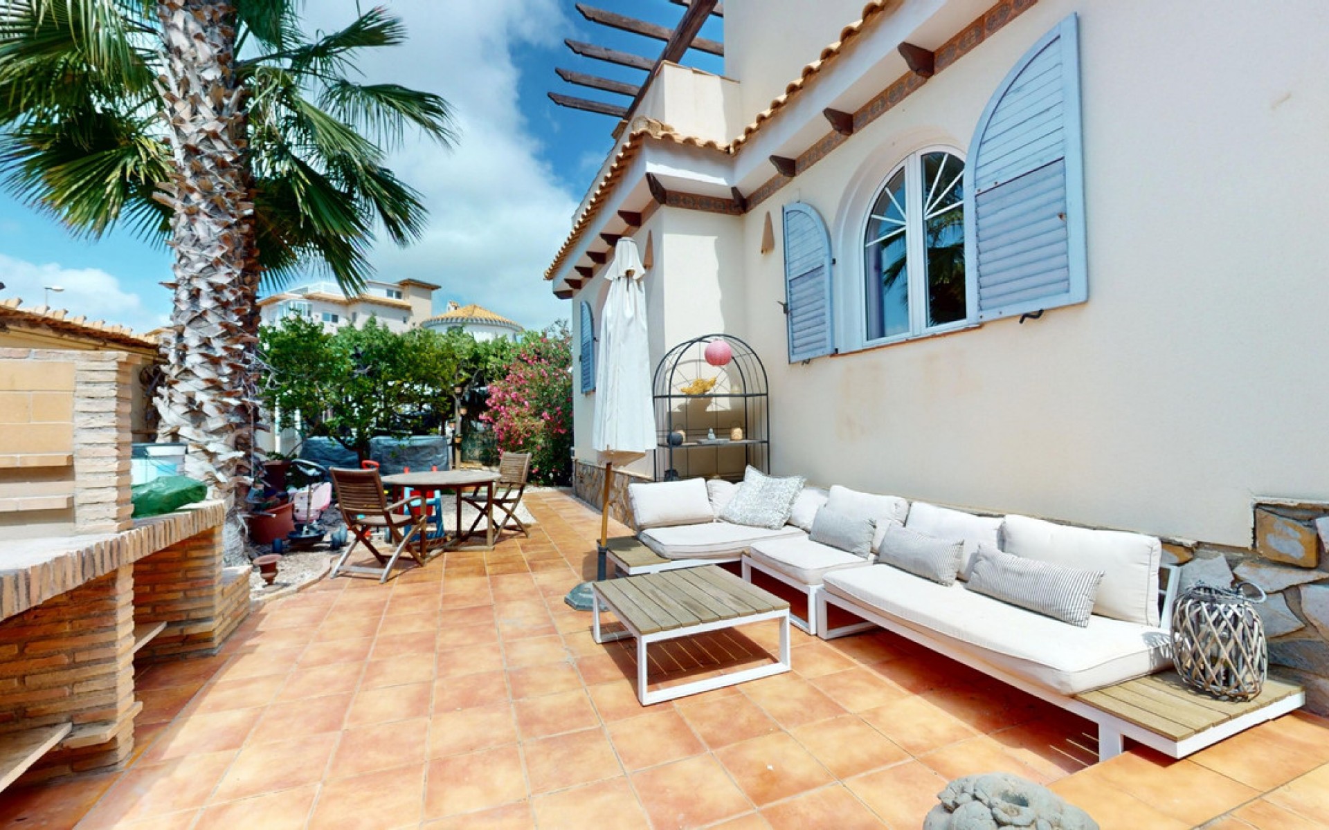 Resale - Villa - La Zenia