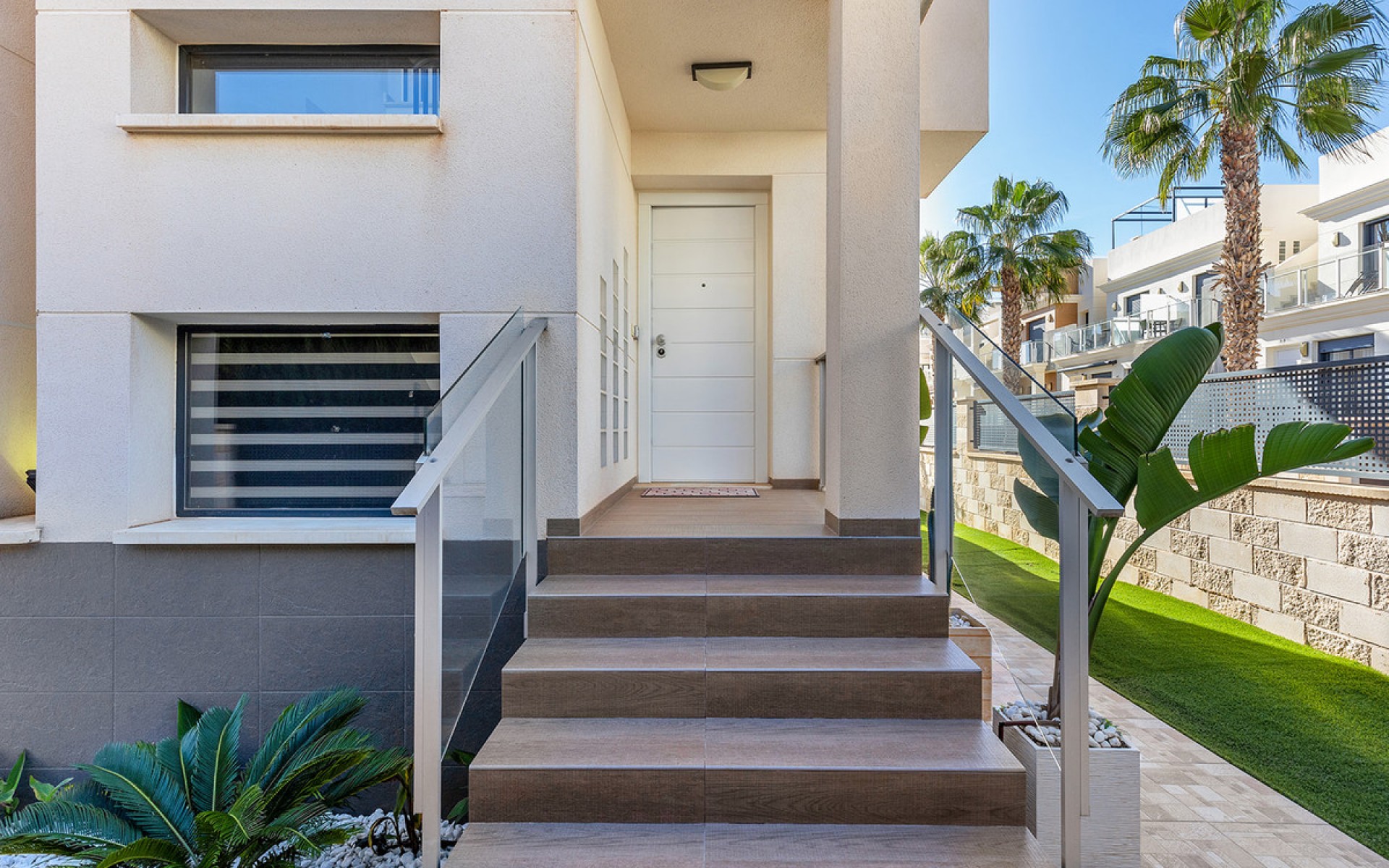 Resale - Villa - La Zenia