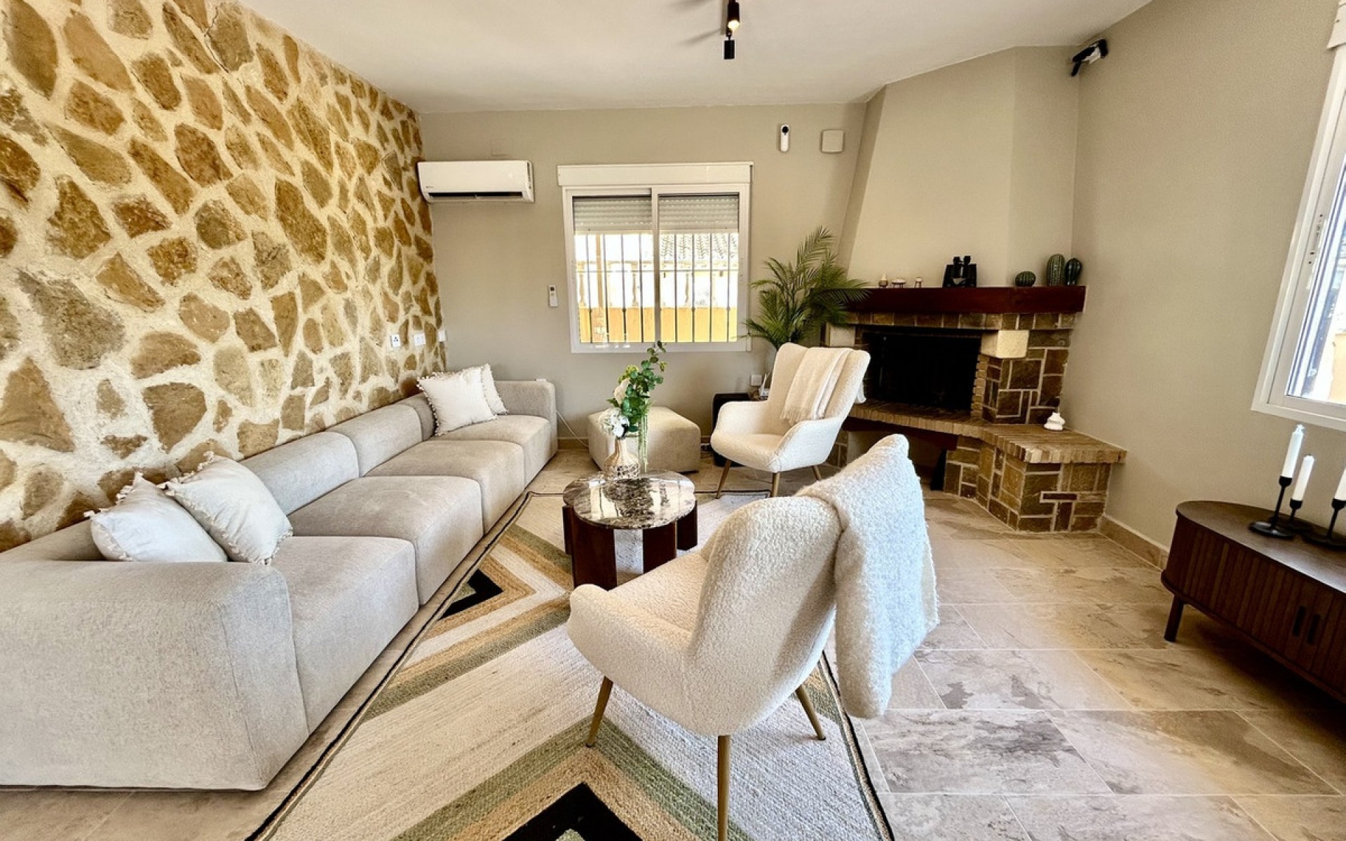 Resale - Villa - La Zenia