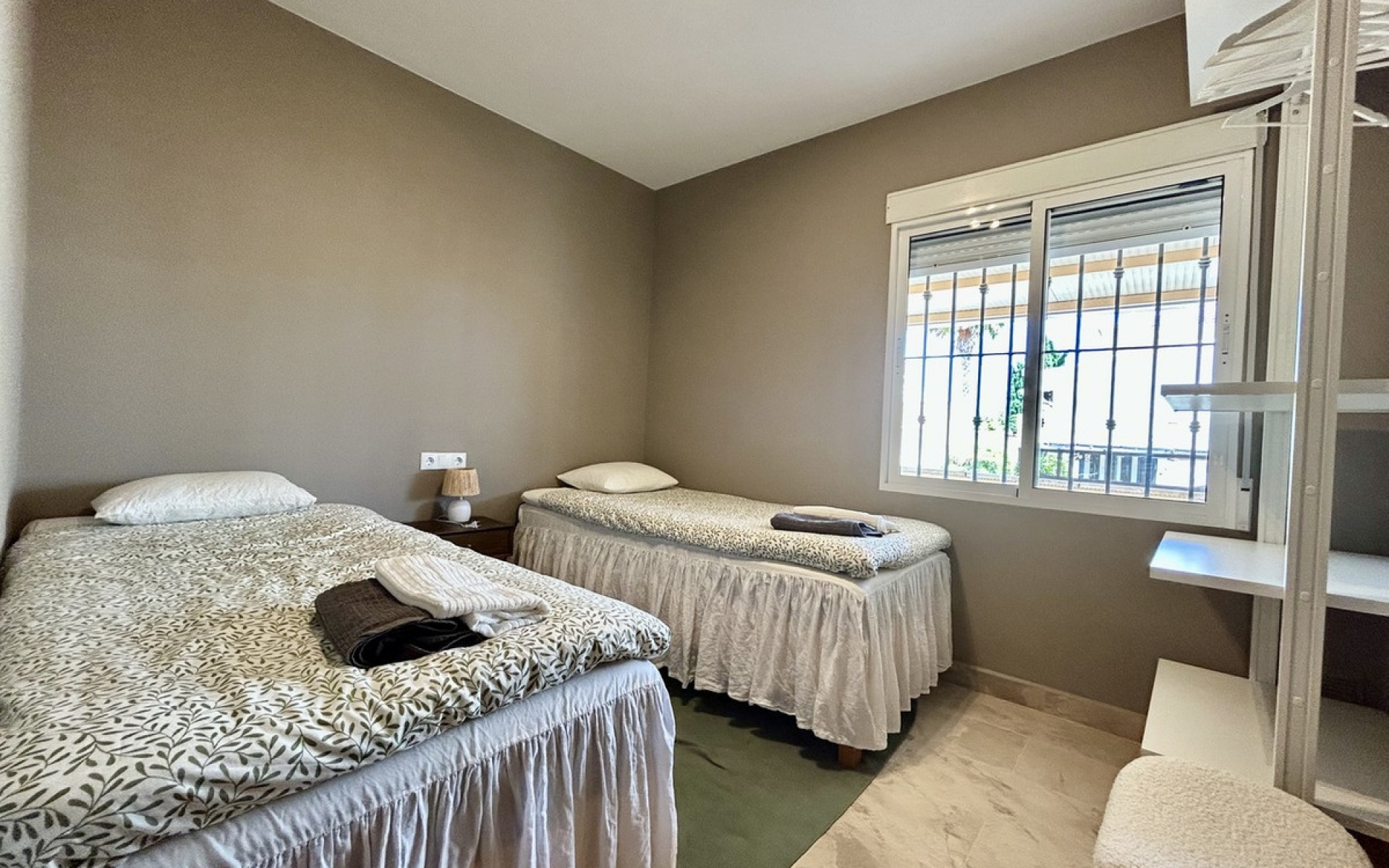 Resale - Villa - La Zenia
