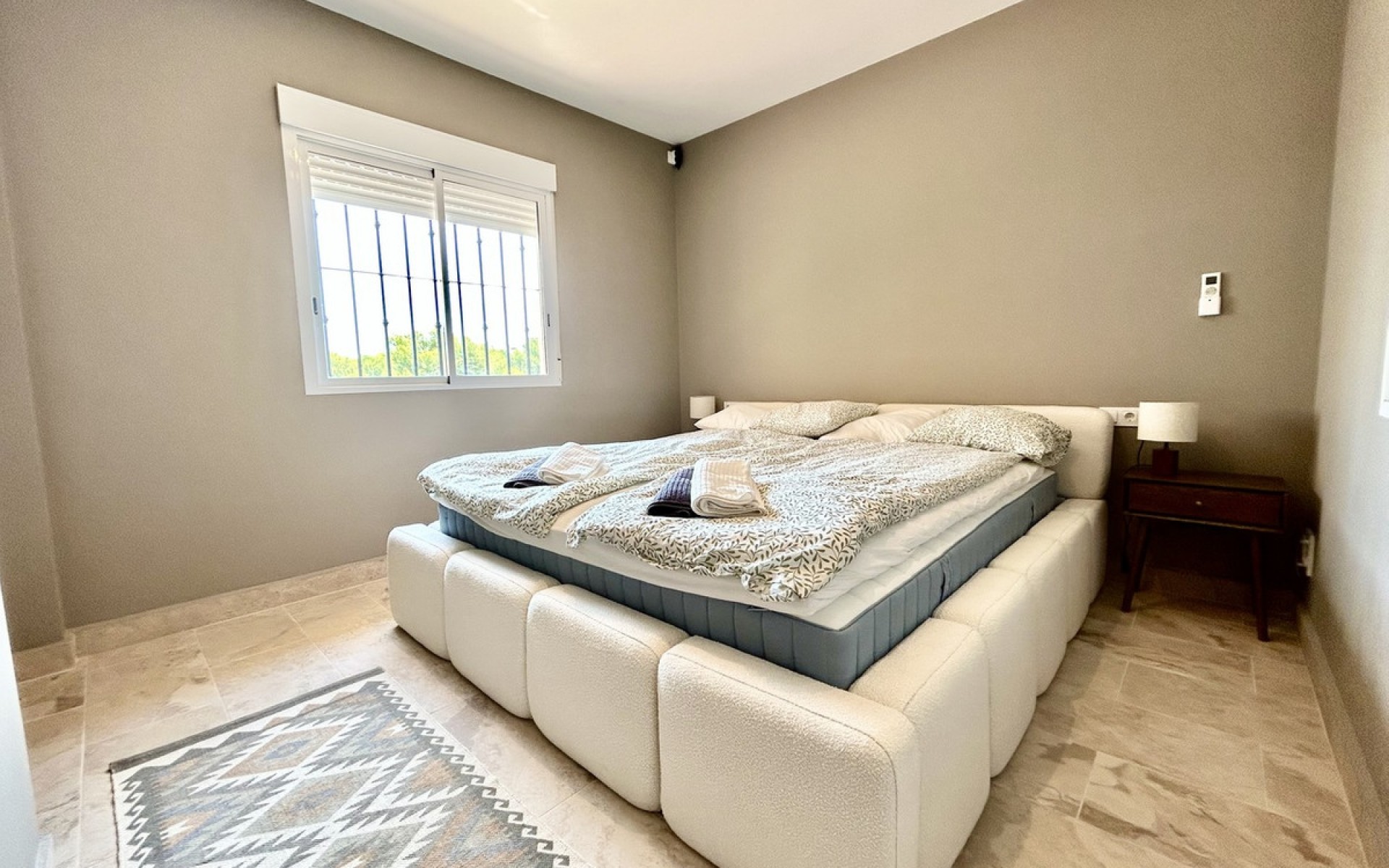 Resale - Villa - La Zenia