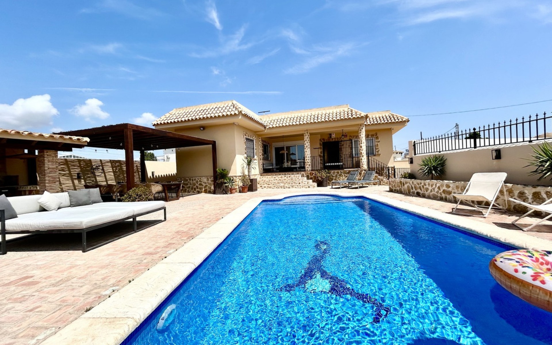 Resale - Villa - La Zenia