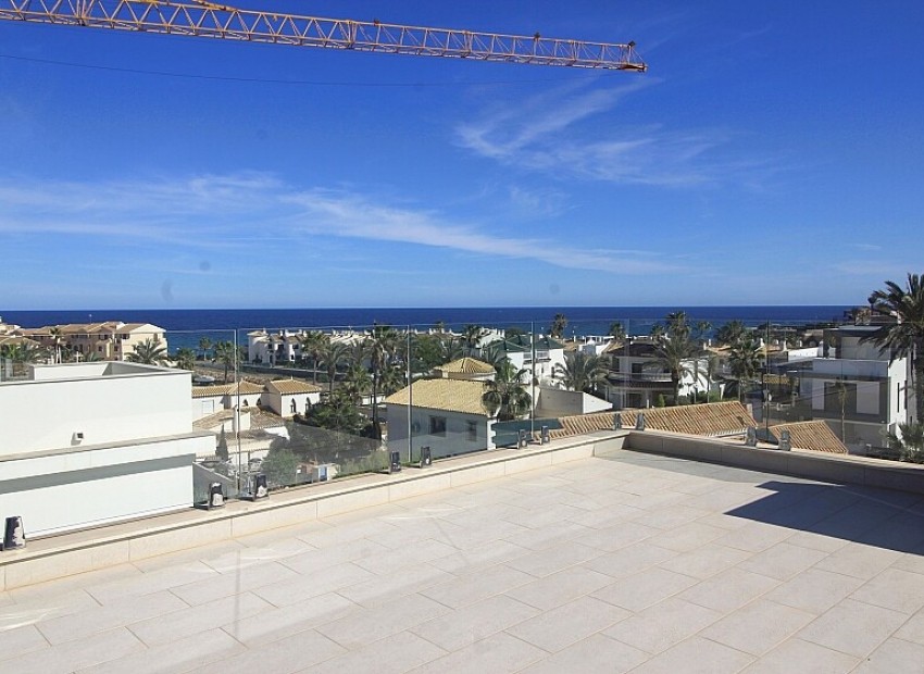 Resale - Villa - La Zenia