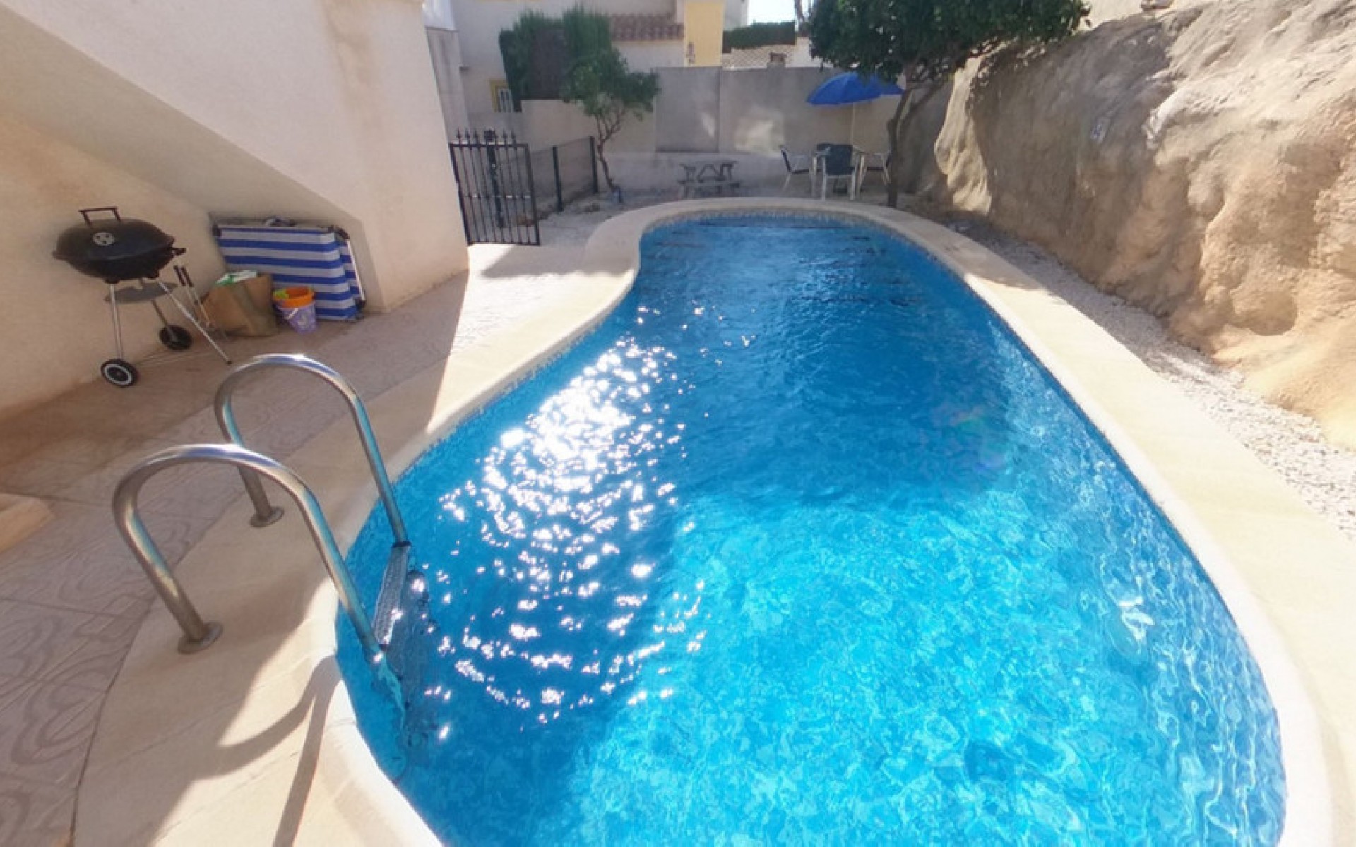 Resale - Villa - La Zenia