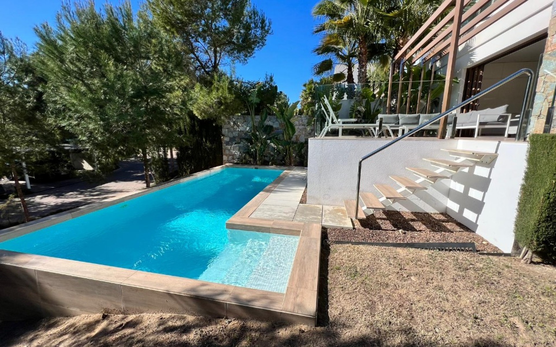 Resale - Villa - Las Colinas - Las Colinas Golf Resort