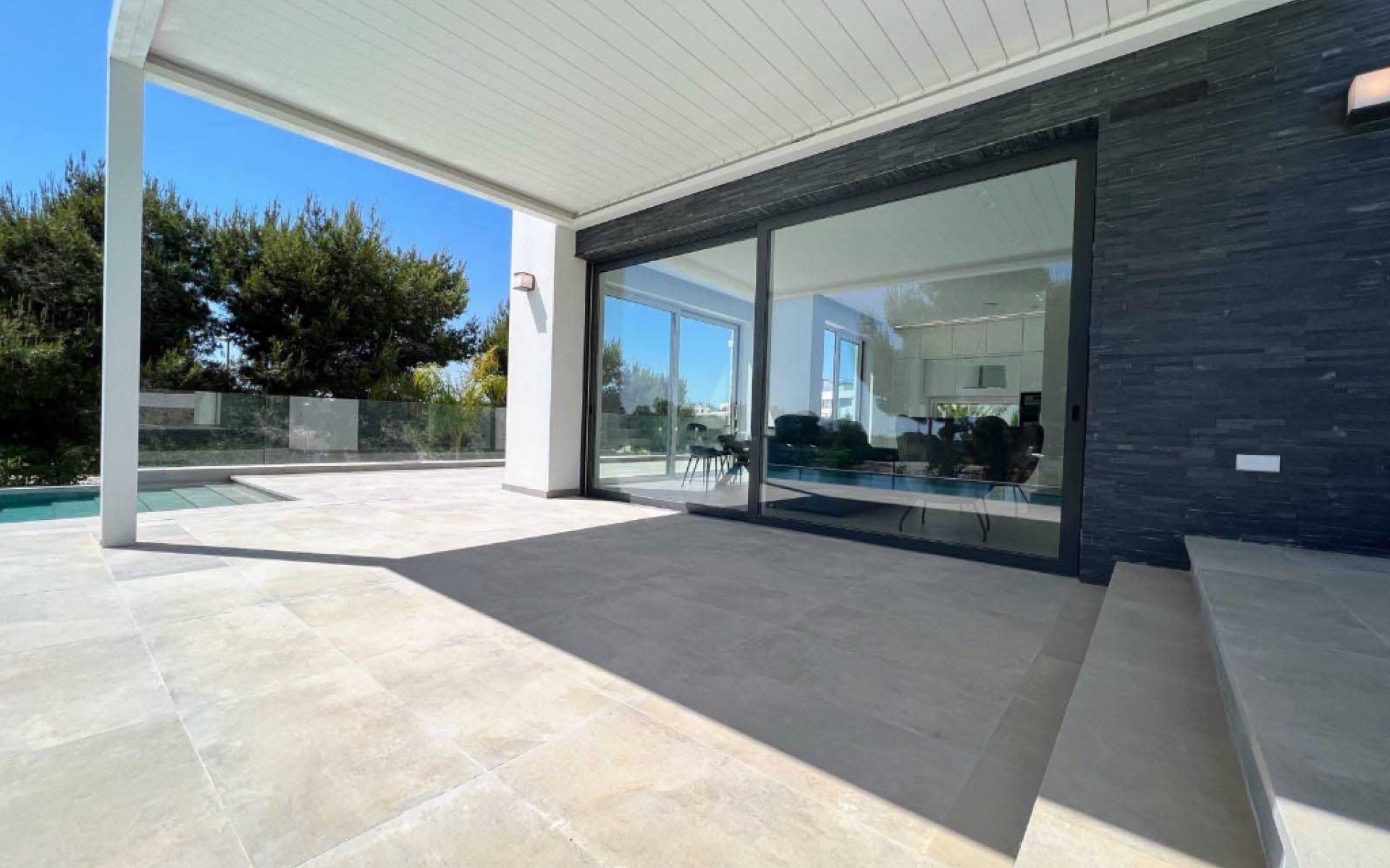 Resale - Villa - Las Colinas - Las Colinas Golf Resort