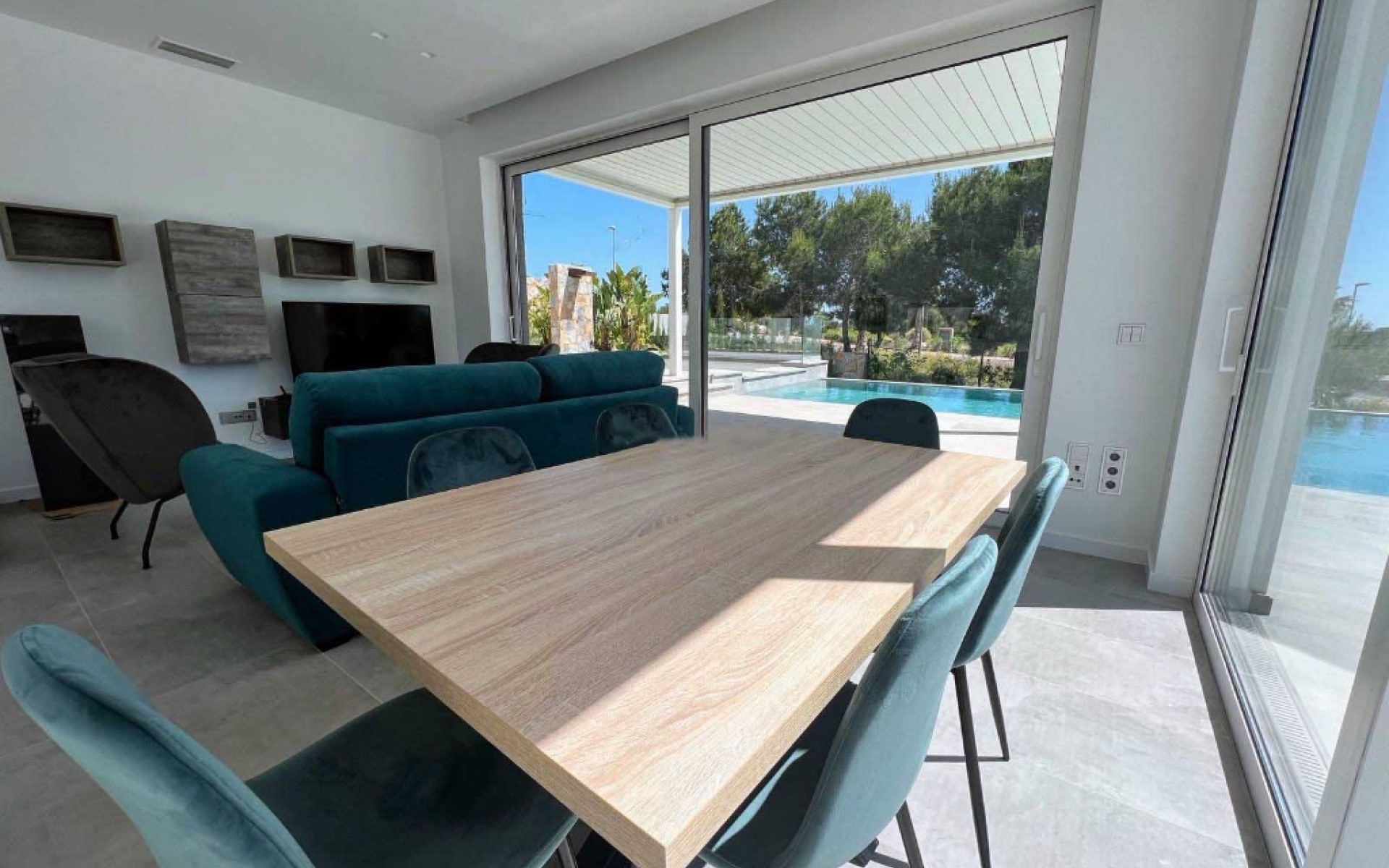 Resale - Villa - Las Colinas - Las Colinas Golf Resort