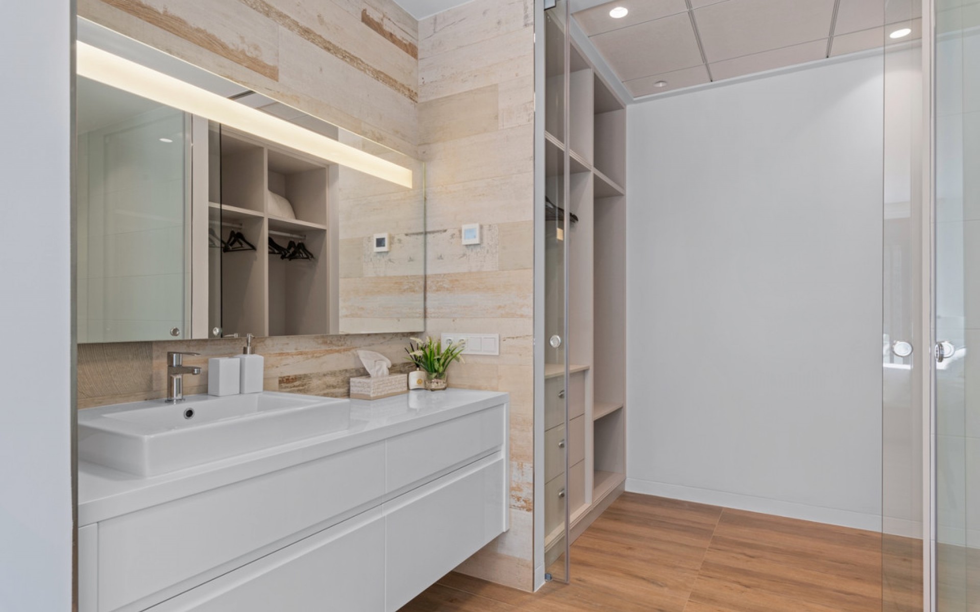 Resale - Villa - Las Colinas - Las Colinas Golf Resort