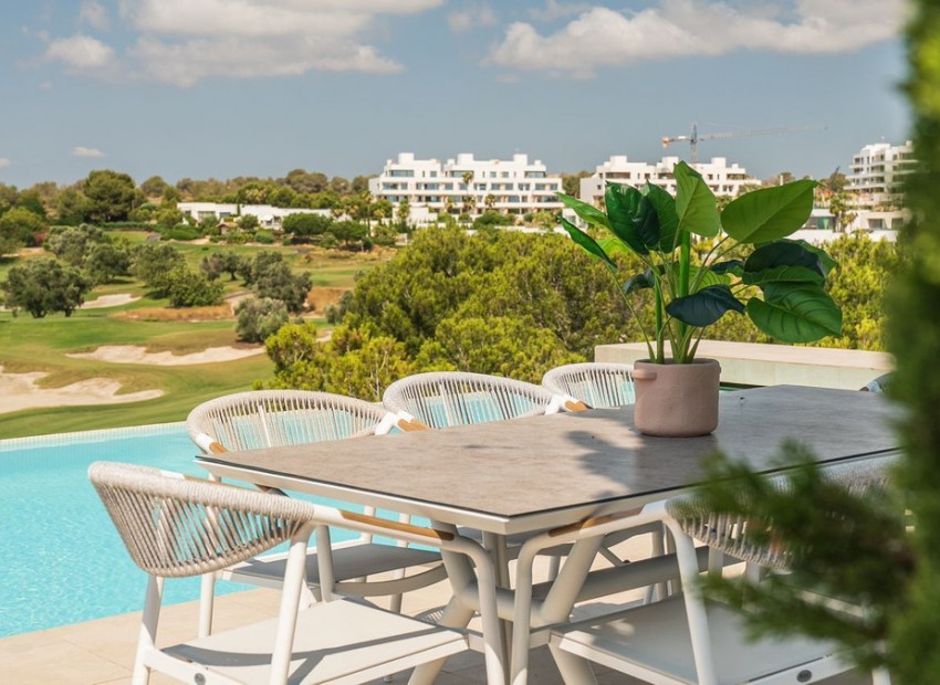 Resale - Villa - Las Colinas - Las Colinas Golf Resort
