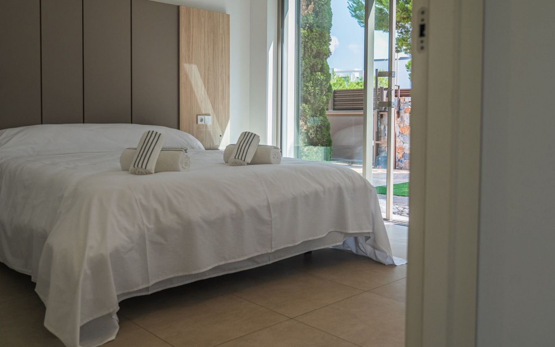 Resale - Villa - Las Colinas - Las Colinas Golf Resort