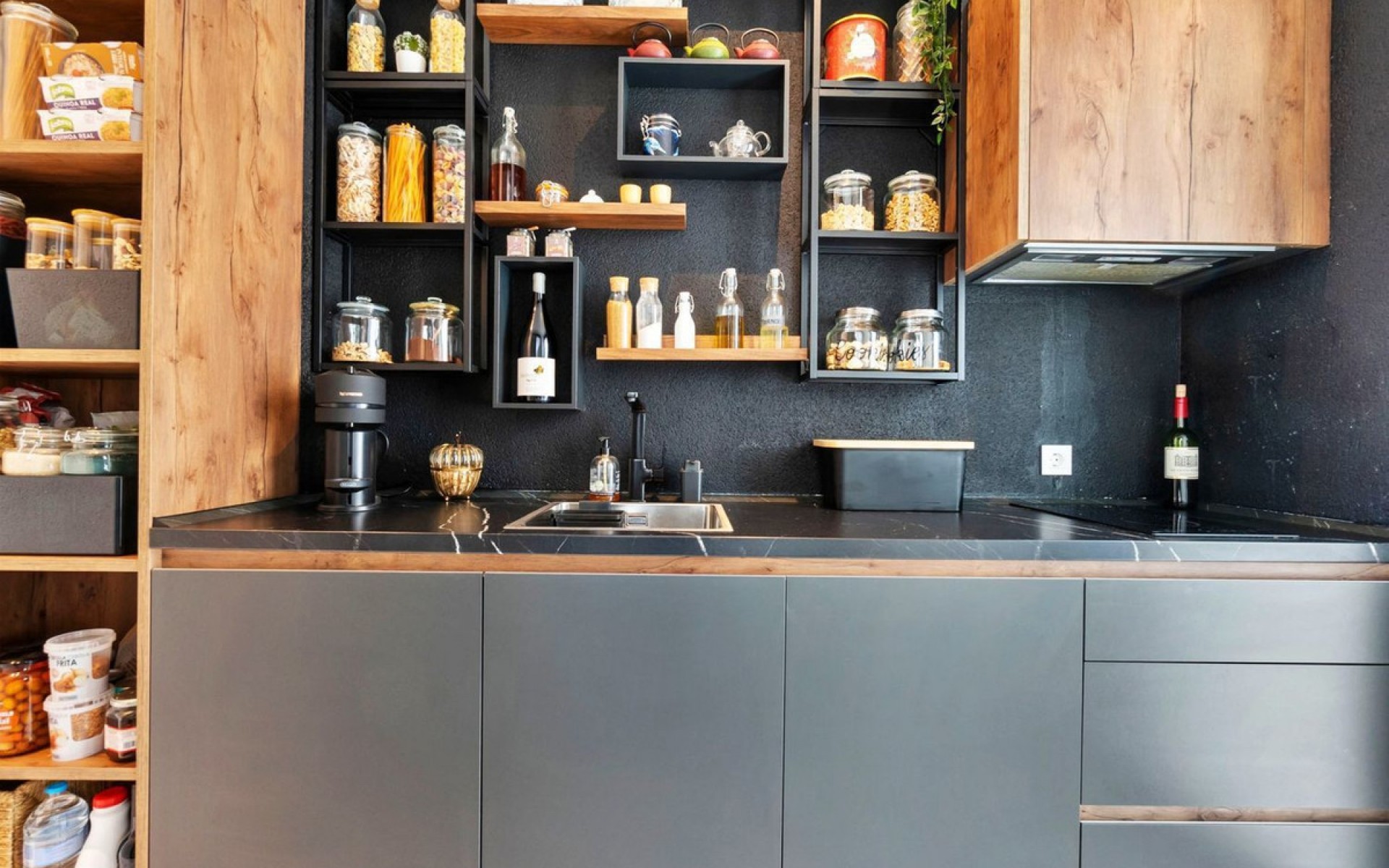 Resale - Villa - Las Colinas - Las Colinas Golf Resort