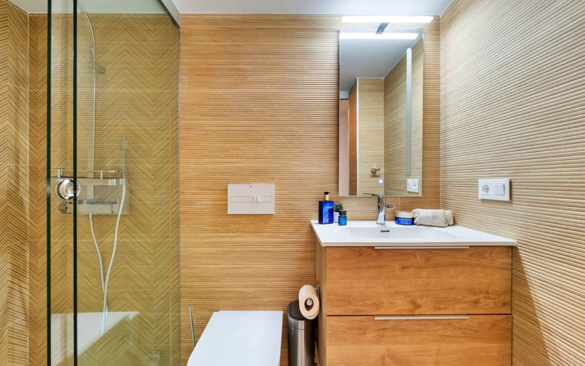 Resale - Villa - Las Colinas - Las Colinas Golf Resort