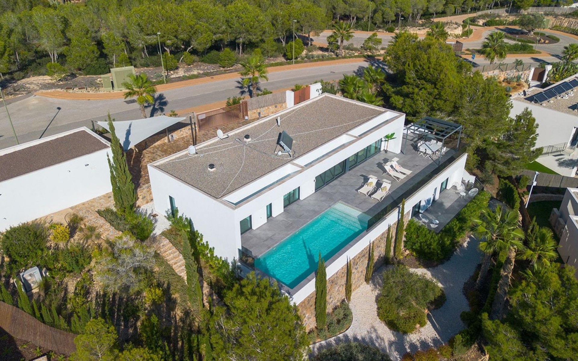 Resale - Villa - Las Colinas - Las Colinas Golf Resort