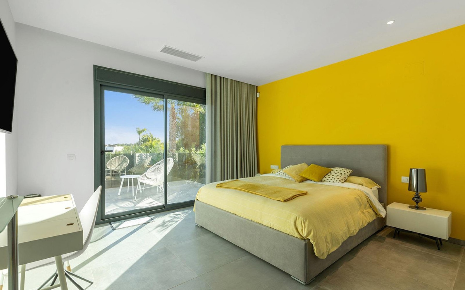 Resale - Villa - Las Colinas - Las Colinas Golf Resort