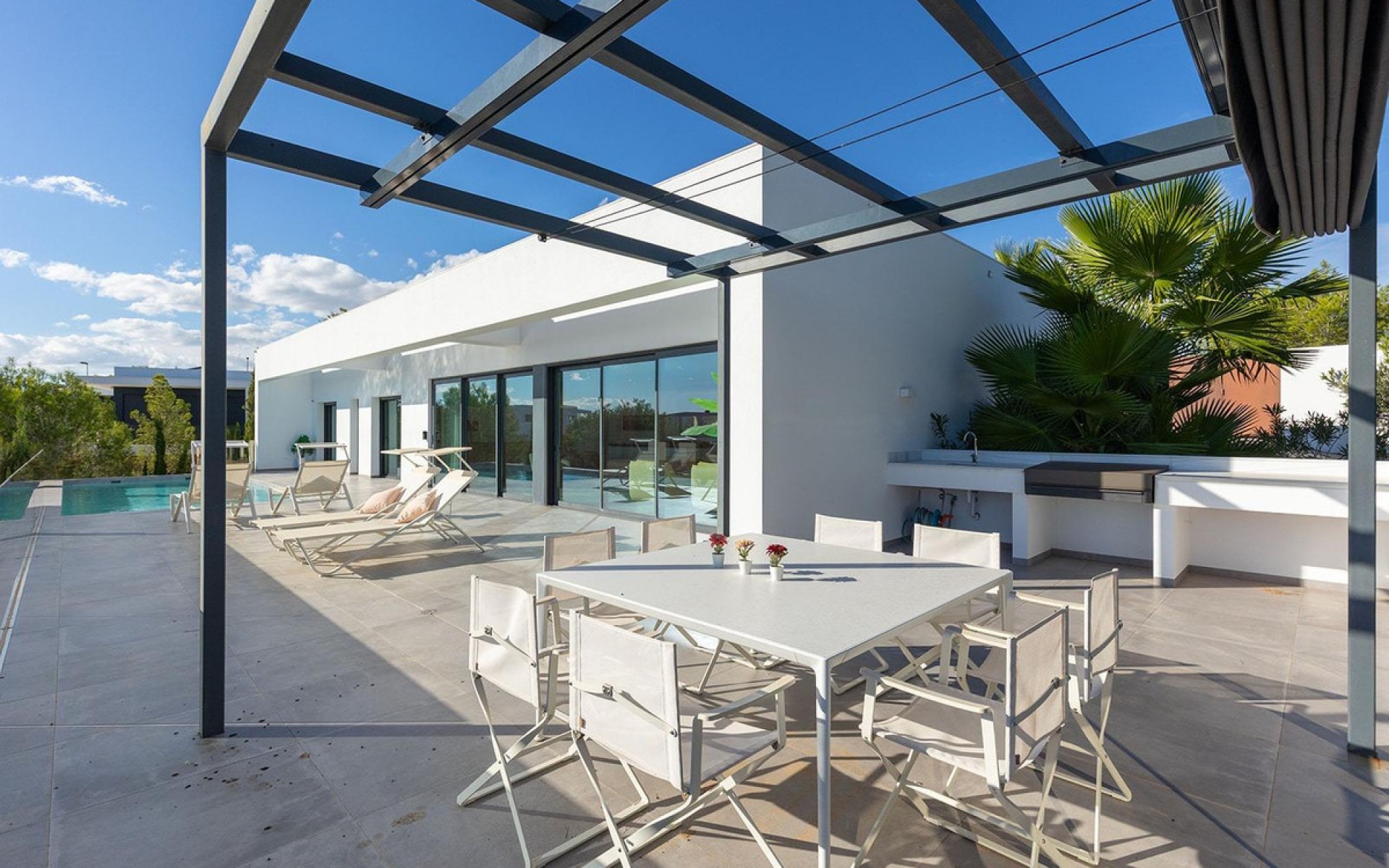 Resale - Villa - Las Colinas - Las Colinas Golf Resort