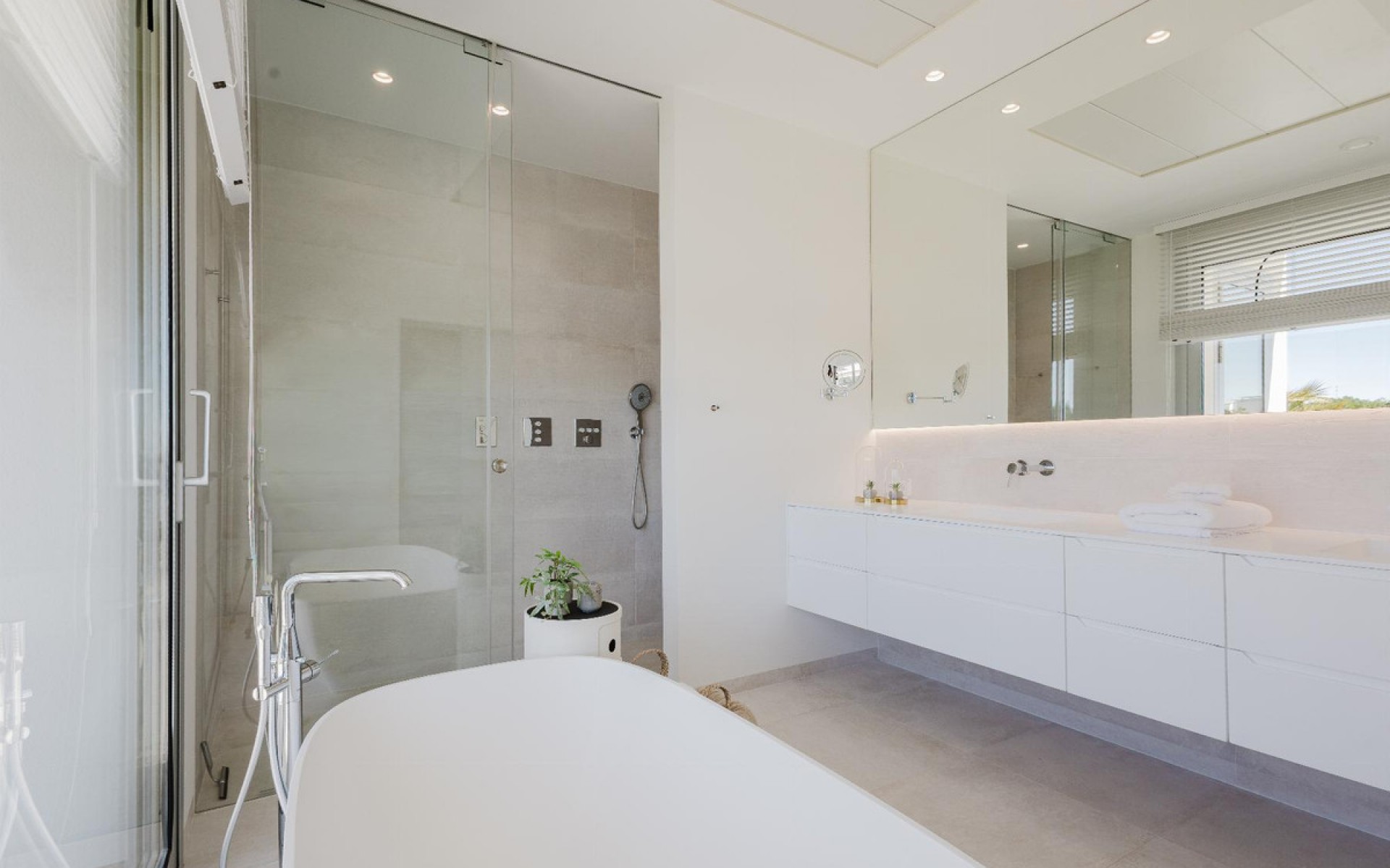 Resale - Villa - Las Colinas - Las Colinas Golf Resort