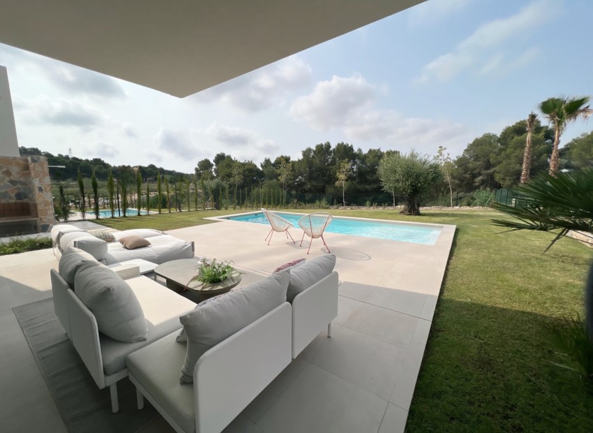Resale - Villa - Las Colinas - Las Colinas Golf Resort