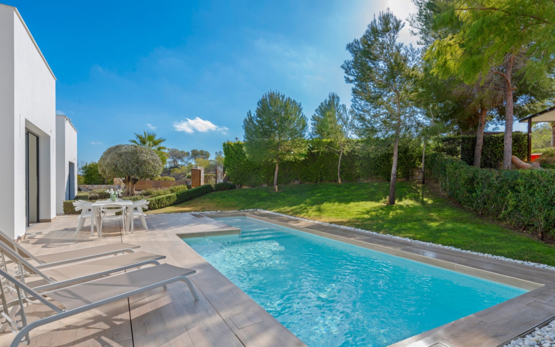 Resale - Villa - Las Colinas - Las Colinas Golf Resort