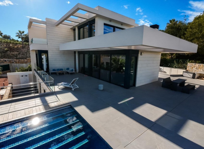 Resale - Villa - Las Colinas - Las Colinas Golf Resort
