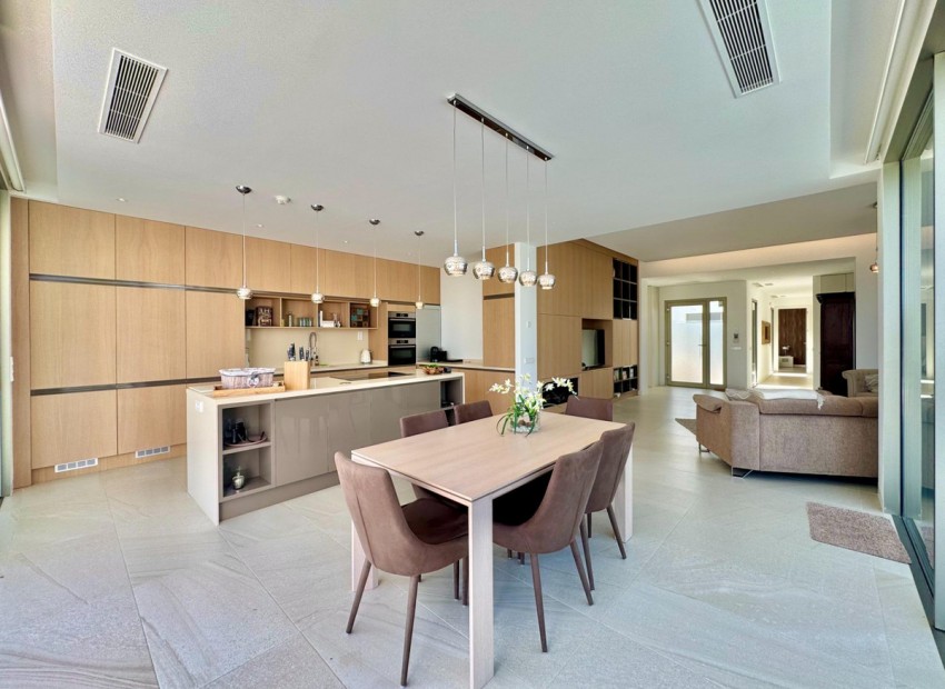 Resale - Villa - Las Colinas - Las Colinas Golf Resort