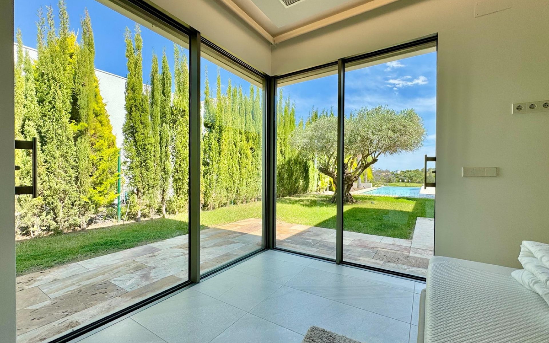 Resale - Villa - Las Colinas - Las Colinas Golf Resort