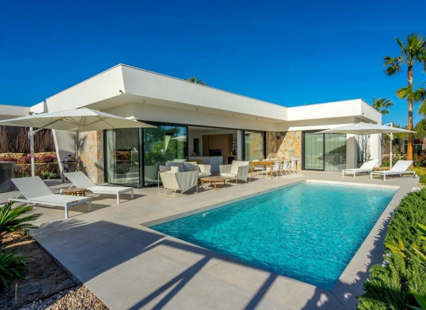 Resale - Villa - Las Colinas - Las Colinas Golf Resort