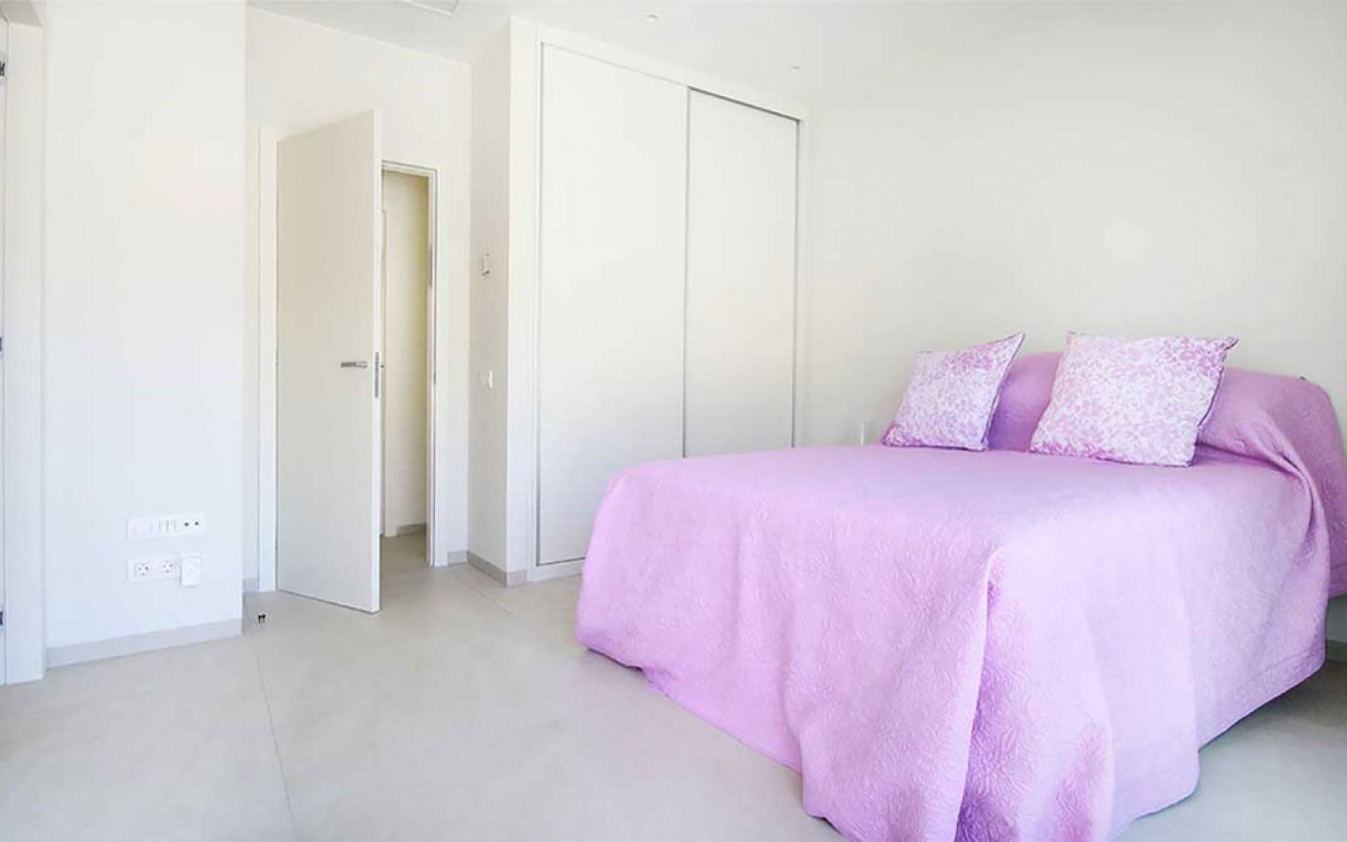 Resale - Villa - Las Colinas - Las Colinas Golf Resort