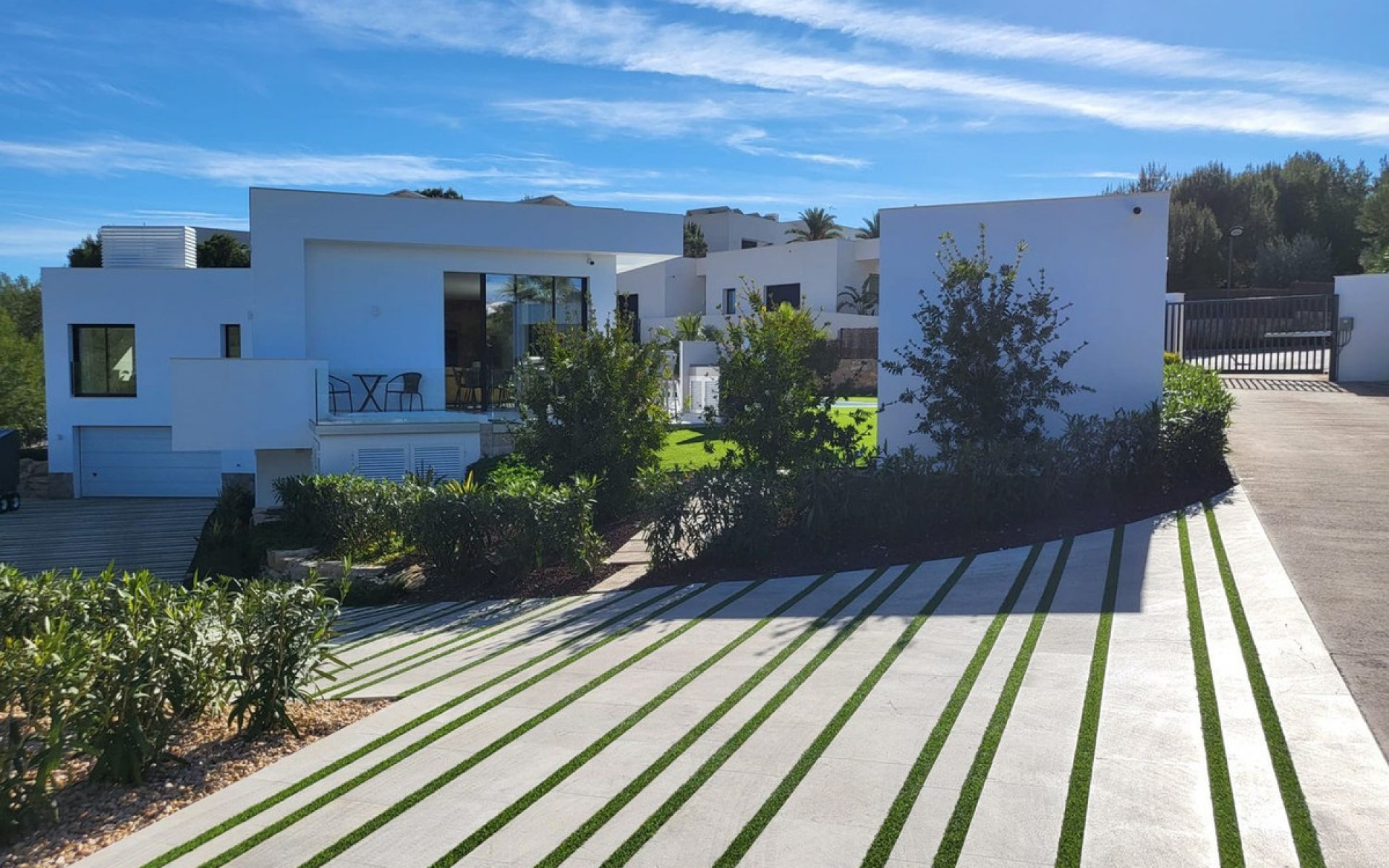 Resale - Villa - Las Colinas - Las Colinas Golf Resort