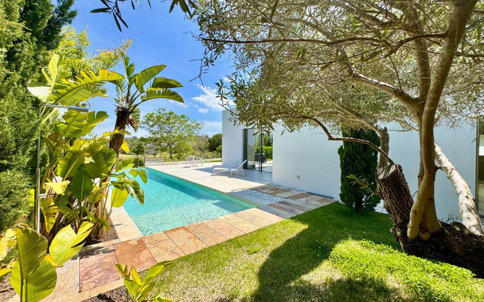 Resale - Villa - Las Colinas - Las Colinas Golf Resort