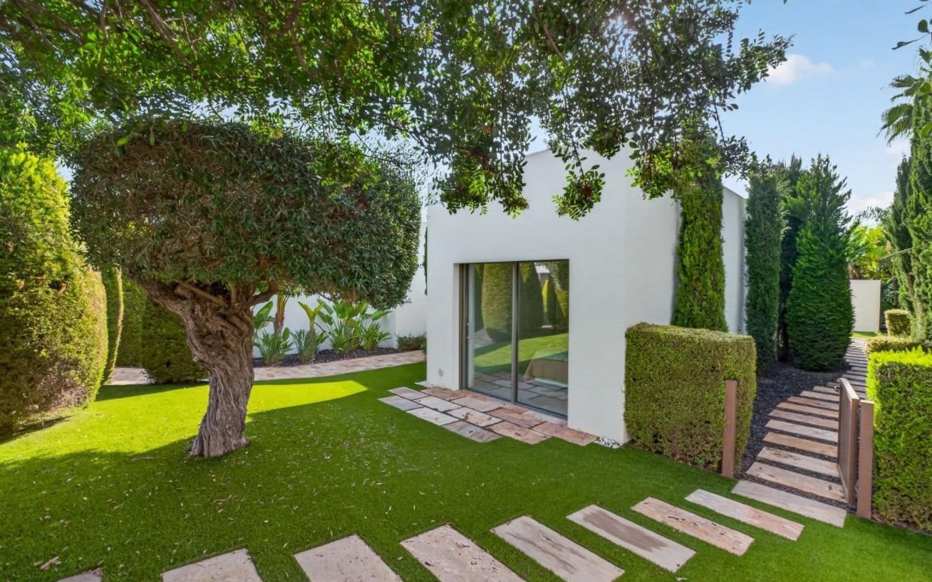Resale - Villa - Las Colinas - Las Colinas Golf Resort