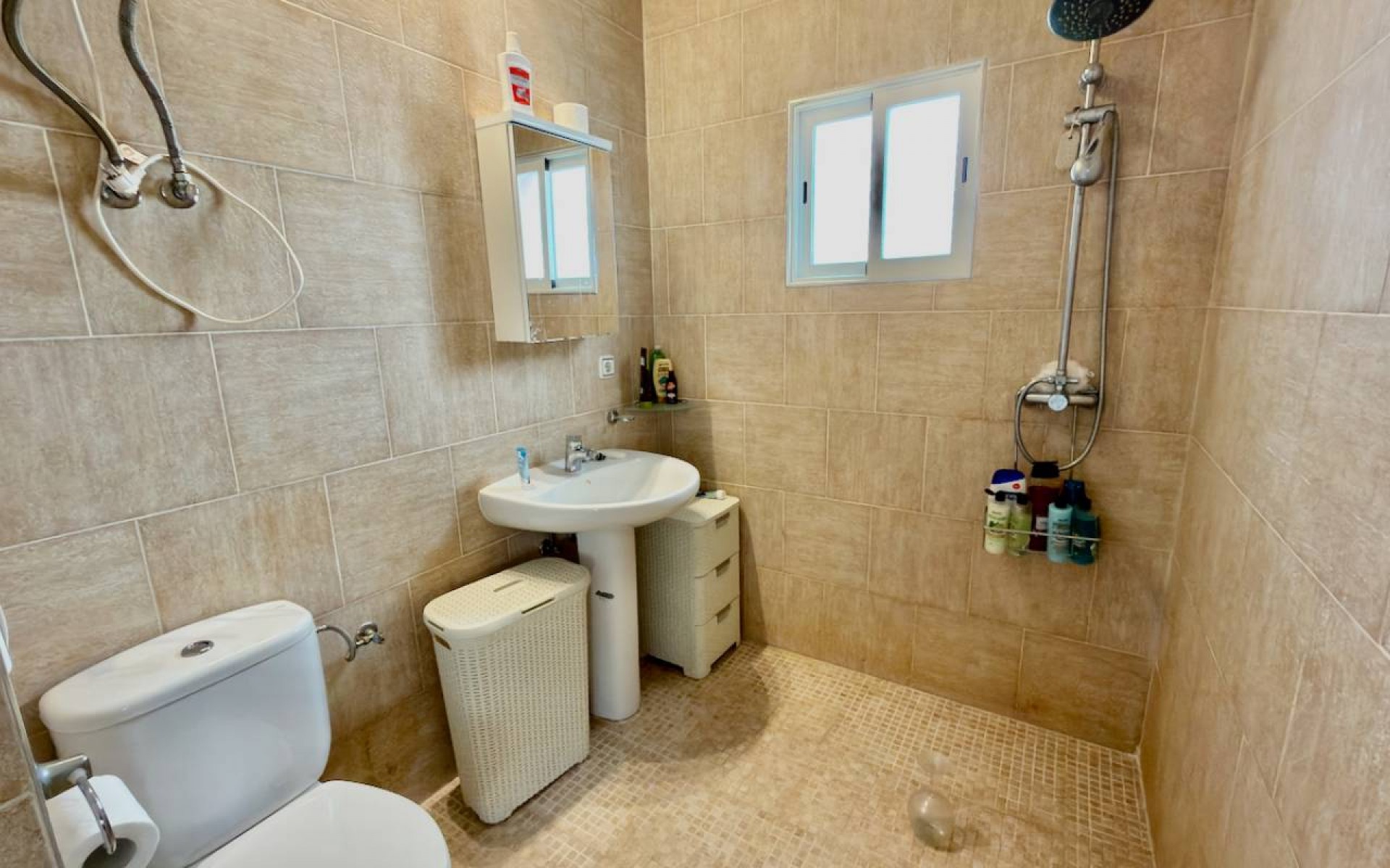 Resale - Villa - Las Heredades - Heredades