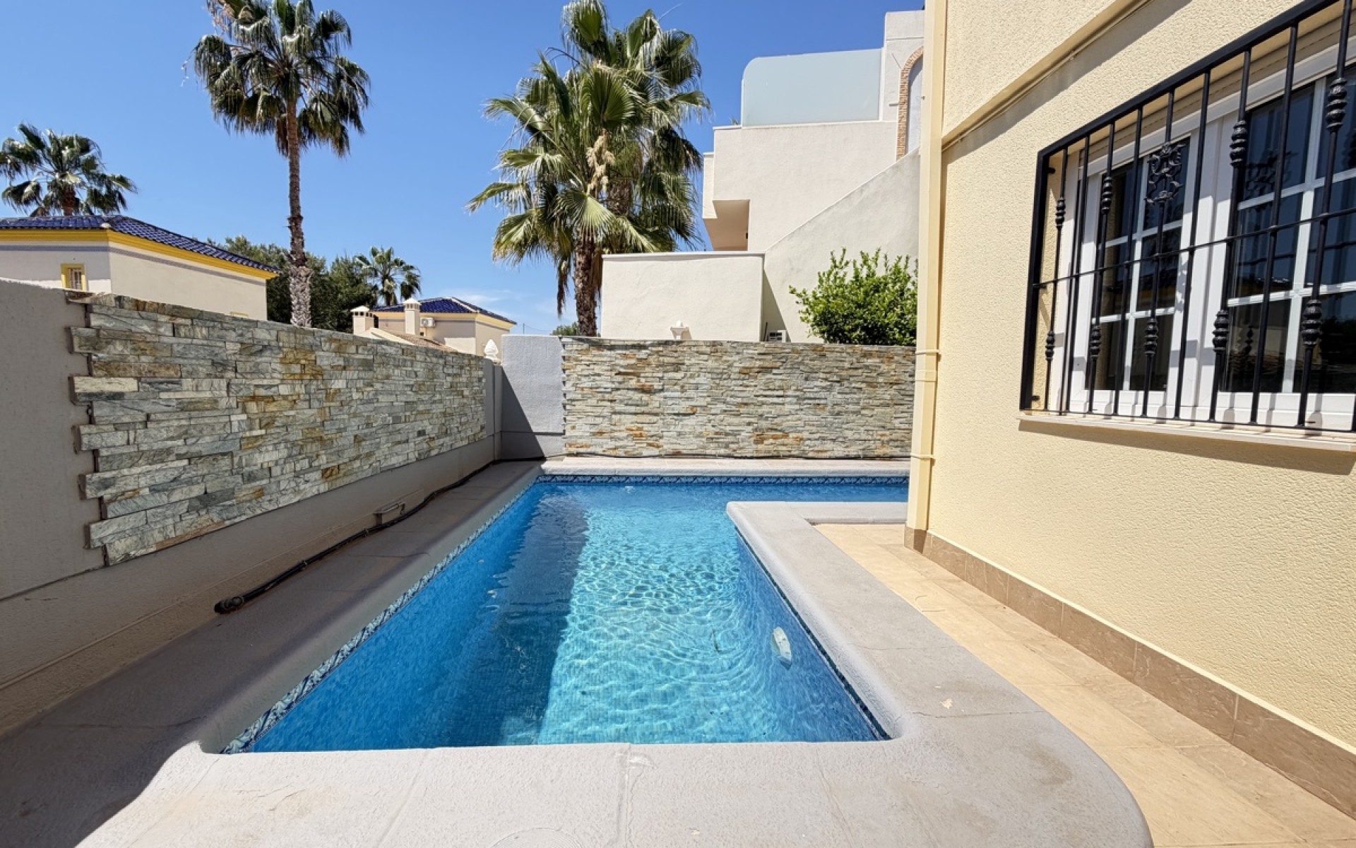 Resale - Villa - Las Ramblas