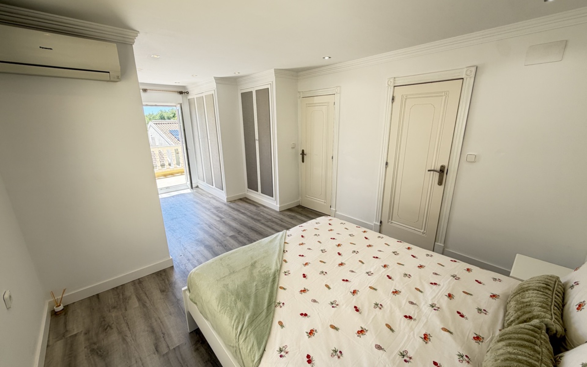 Resale - Villa - Las Ramblas