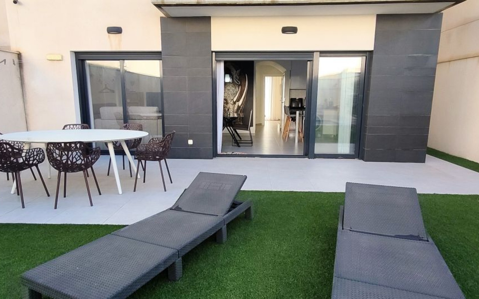 Resale - Villa - Los Alcazares