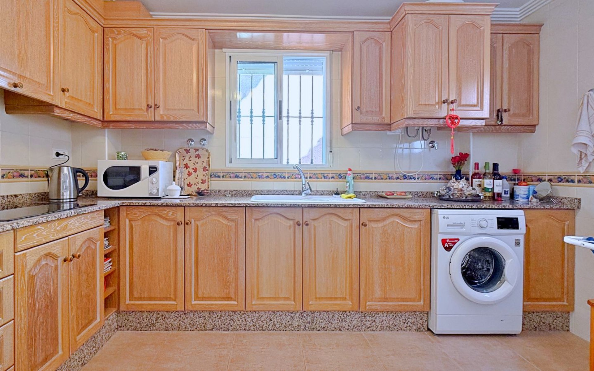 Resale - Villa - Los Altos - Royal Park