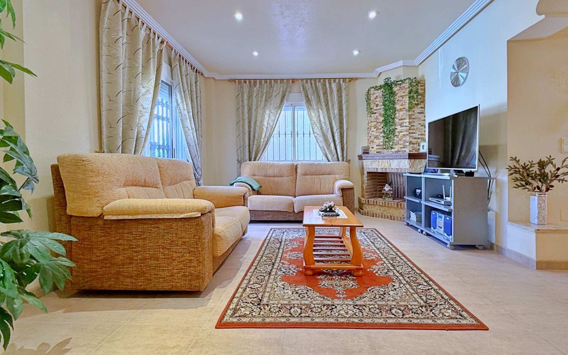 Resale - Villa - Los Altos - Royal Park