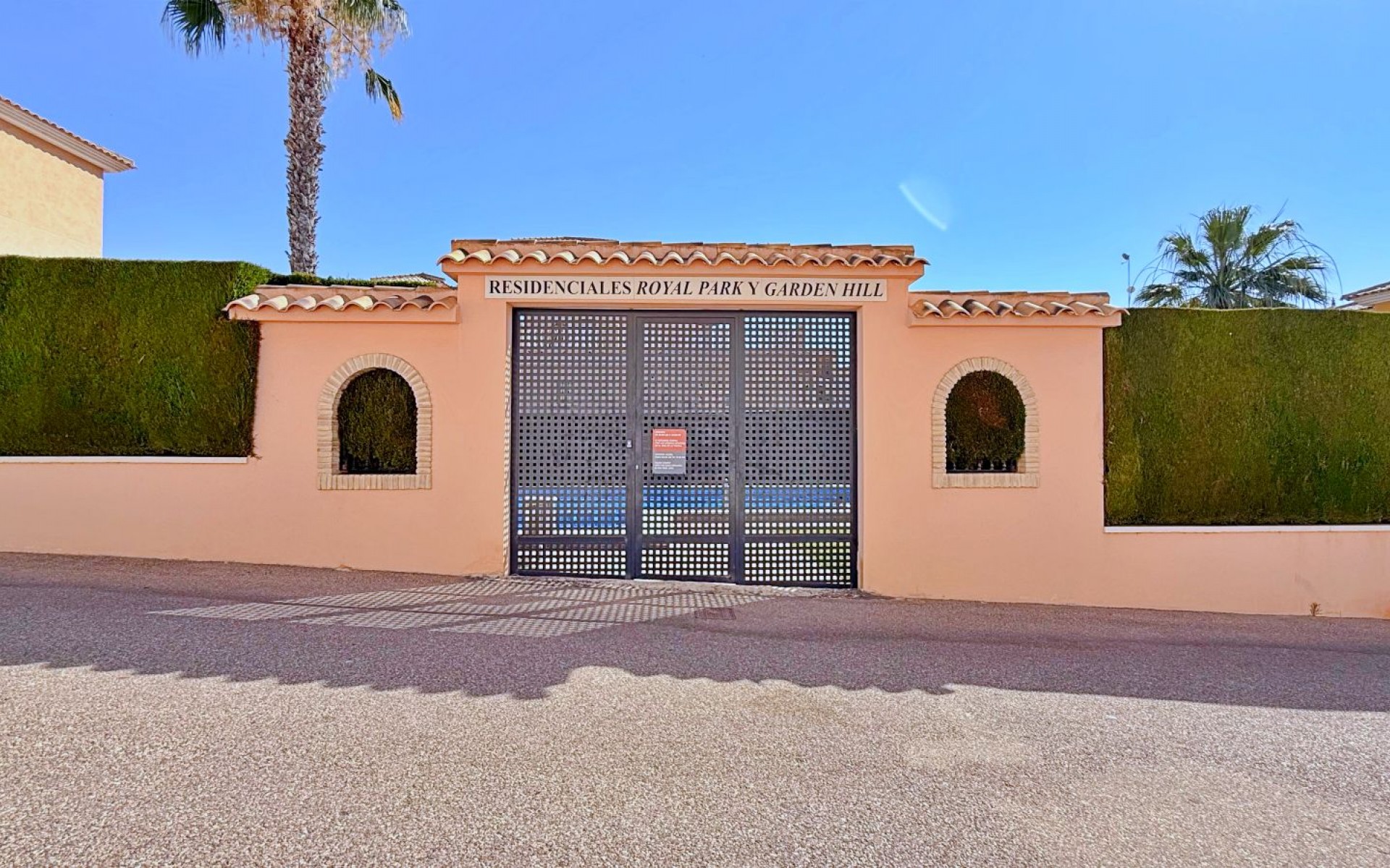 Resale - Villa - Los Altos - Royal Park