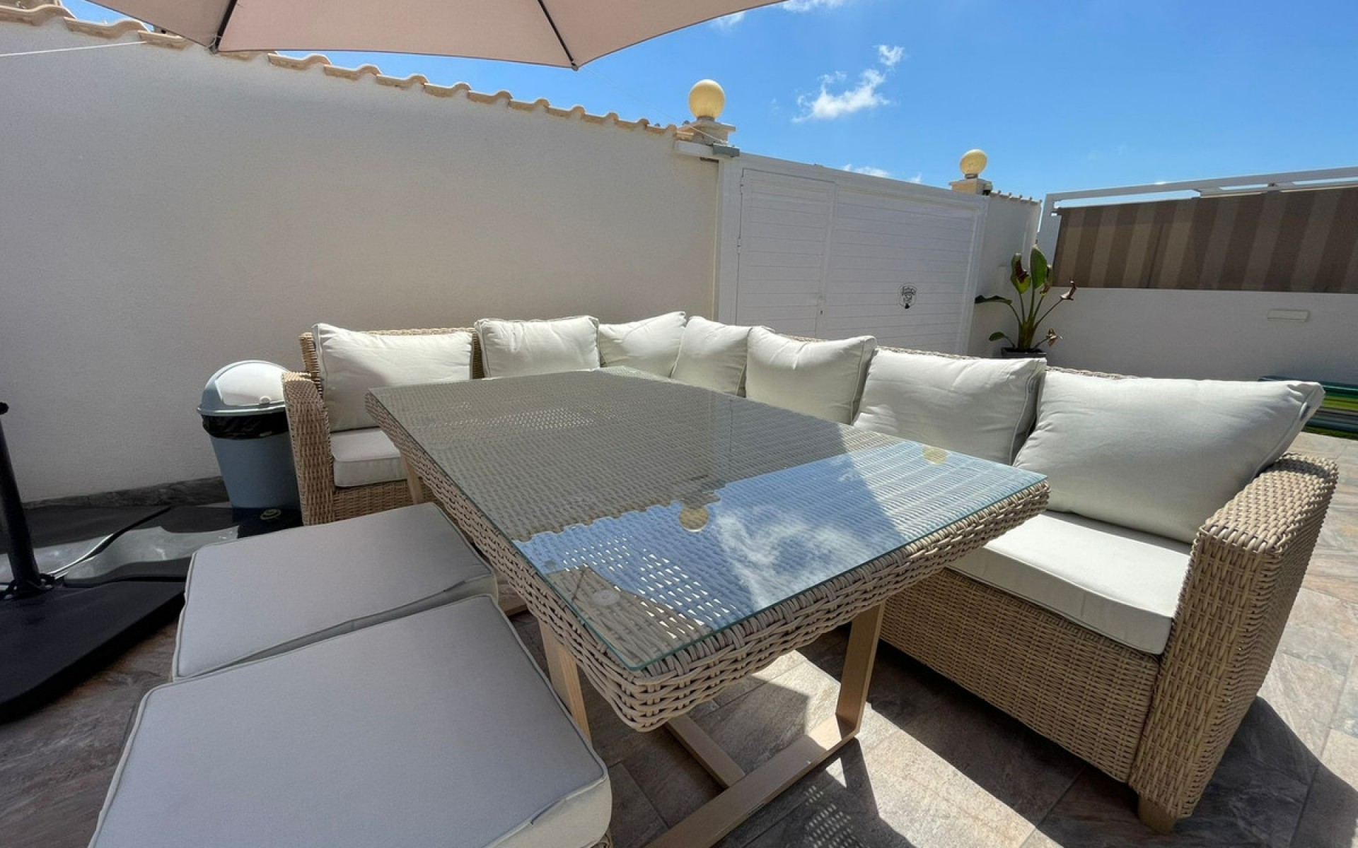 Resale - Villa - Los Altos