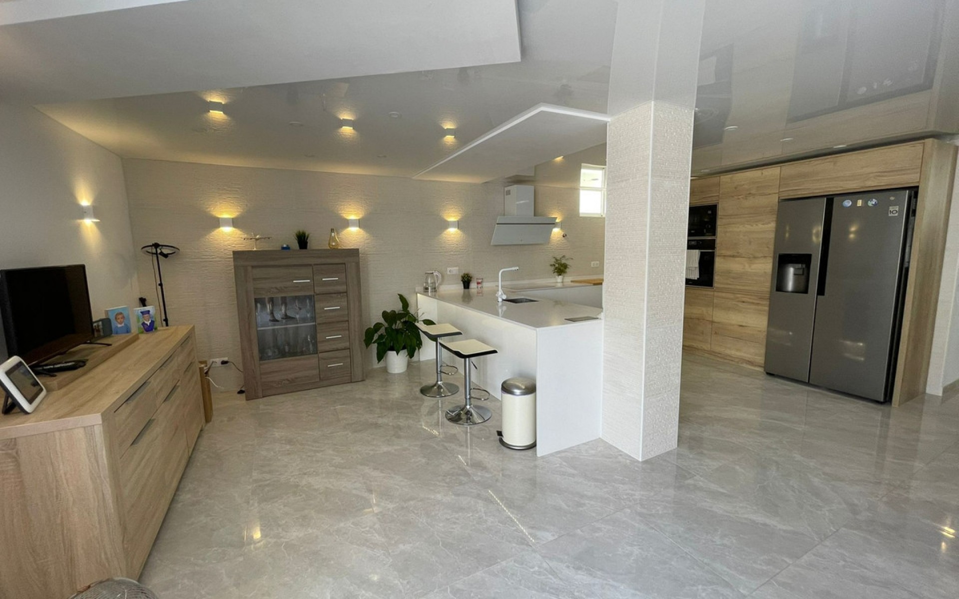 Resale - Villa - Los Altos