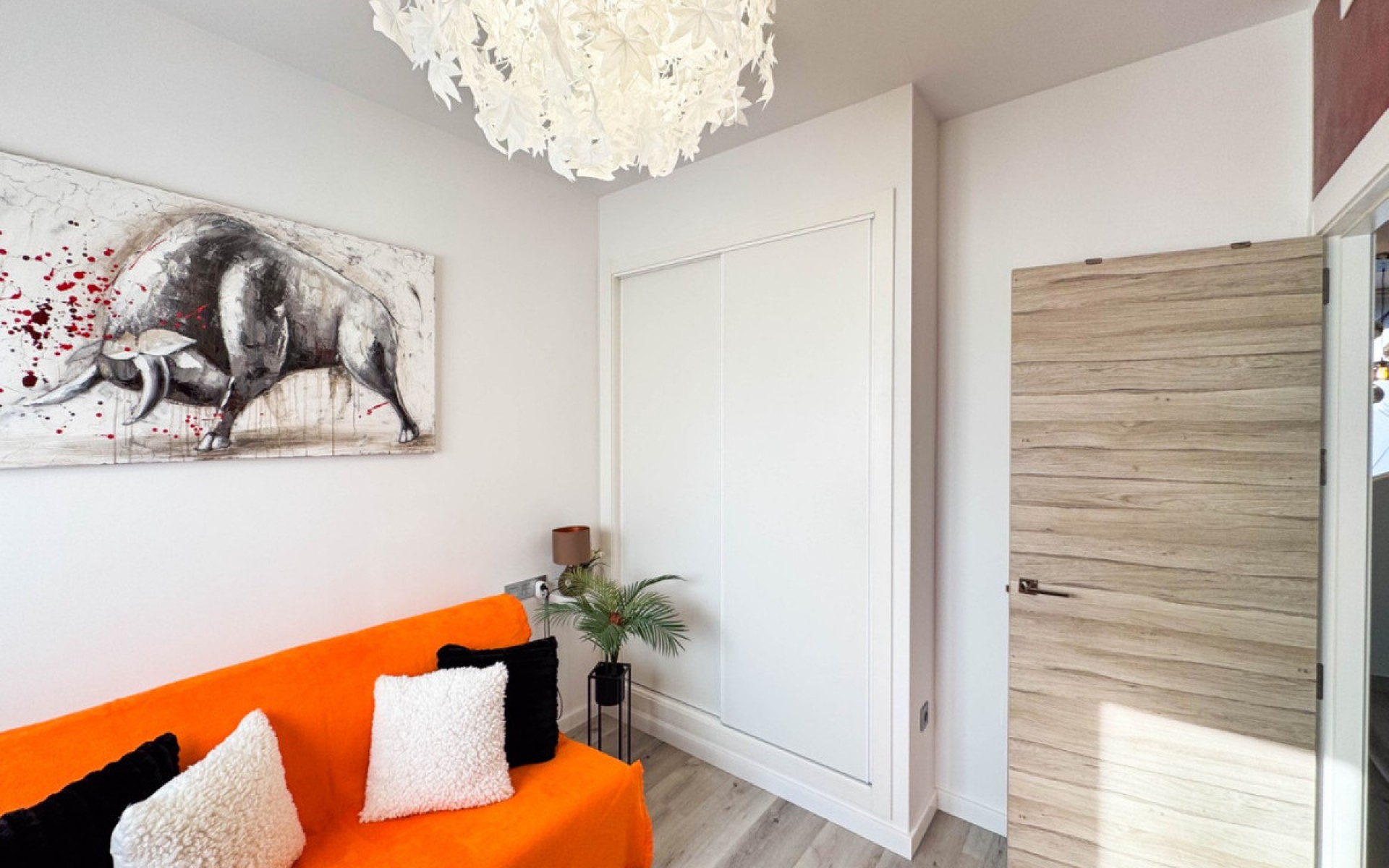 Resale - Villa - Los Altos