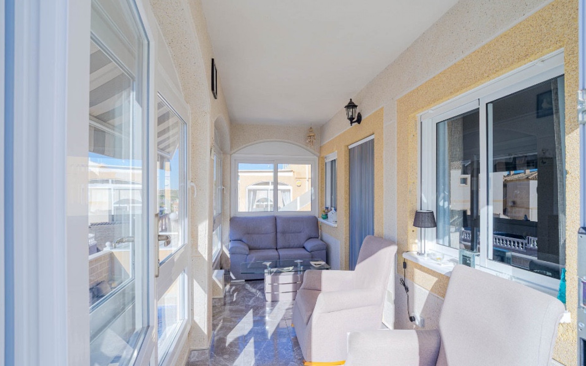 Resale - Villa - Los Altos